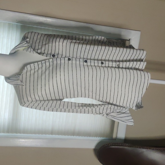 Button Down Top - Picture 2 of 5